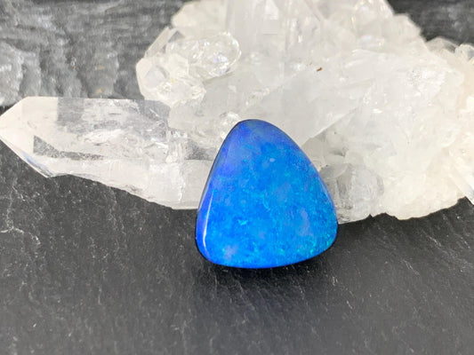 Australian Opal doublet 11x12.5x4mm cabochon