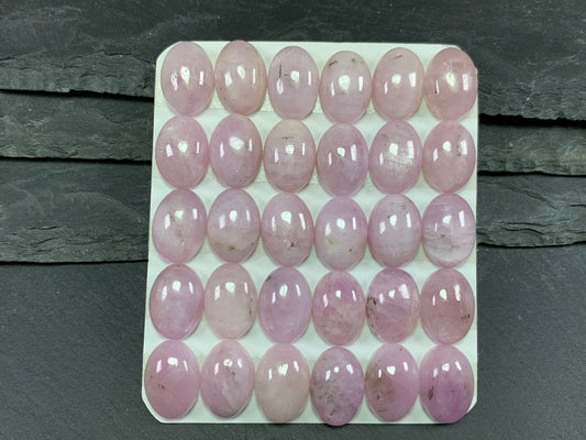 Kunzite oval 10x14mm cabochon - Calibrated. cabochons