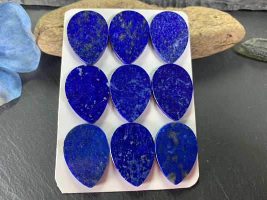 Flat Lapis Lazuli pear 18x25mm cabochon - calibrated cabochons