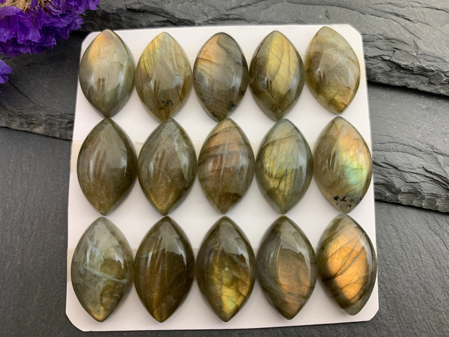 Labradorite marquise  12x20mm cabochon - Calibrated Cabochons