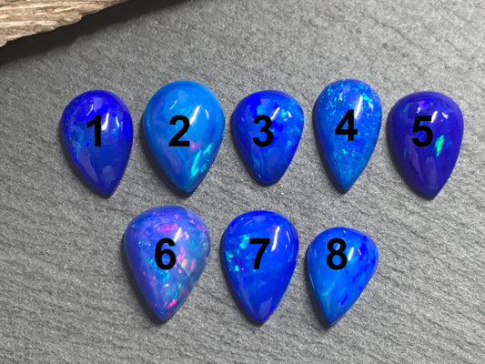 Ethiopian Opal pear 10-12mm long cabochon - Natural Opal smoked to blue color