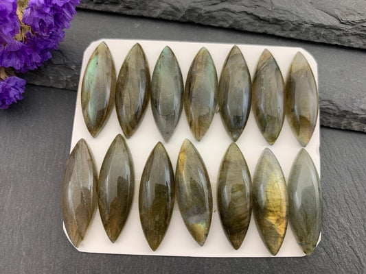 Labradorite marquise  10x30mm Cabochon  - Calibrated Cabochons