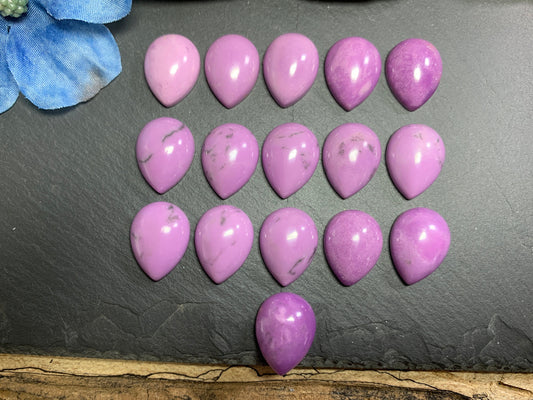 Phosphosiderite pear 15x20mm Cabochon - Calibrated cabochons