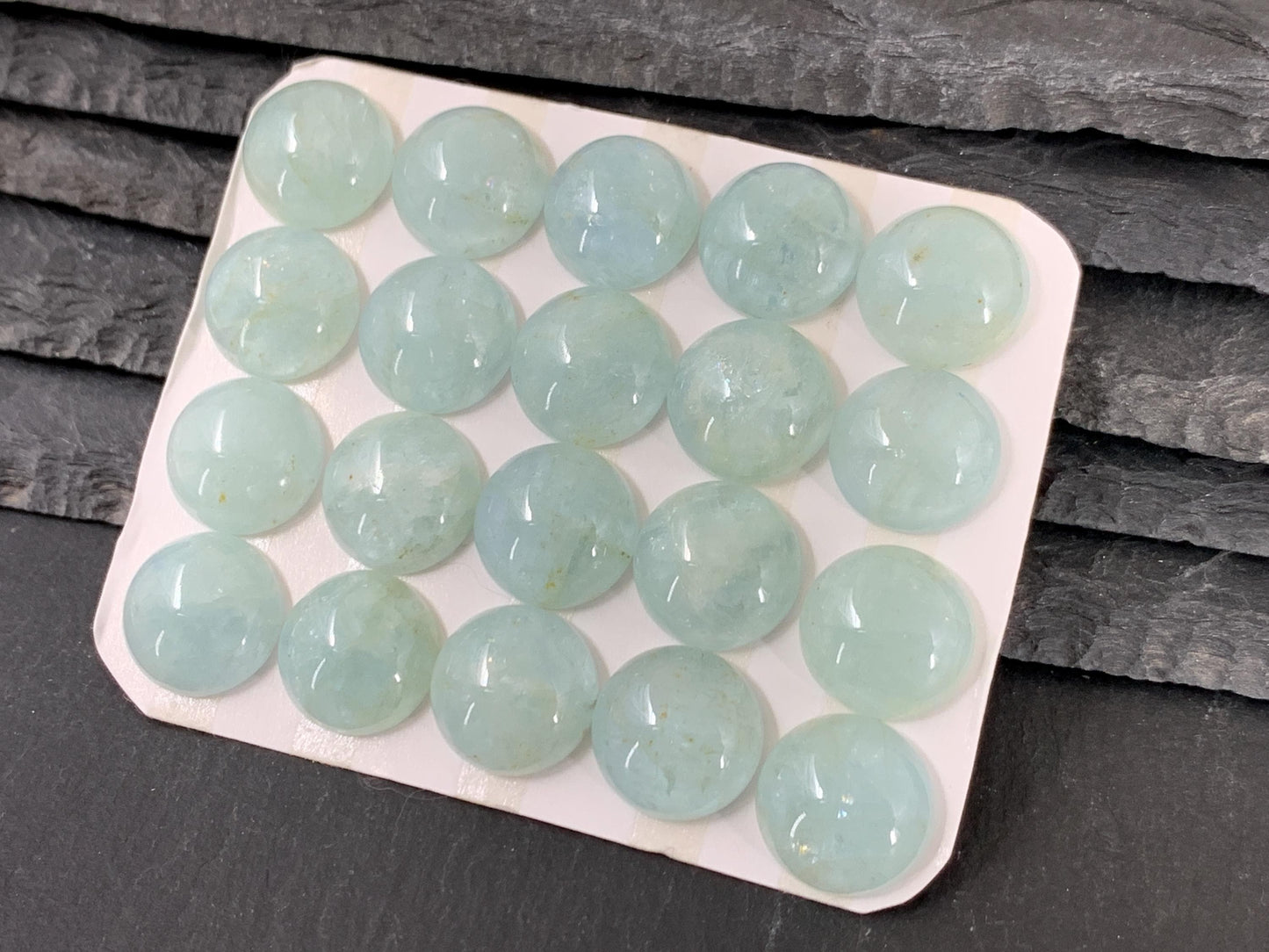 Aquamarine round 15mm cabochon - Calibrated cabochons