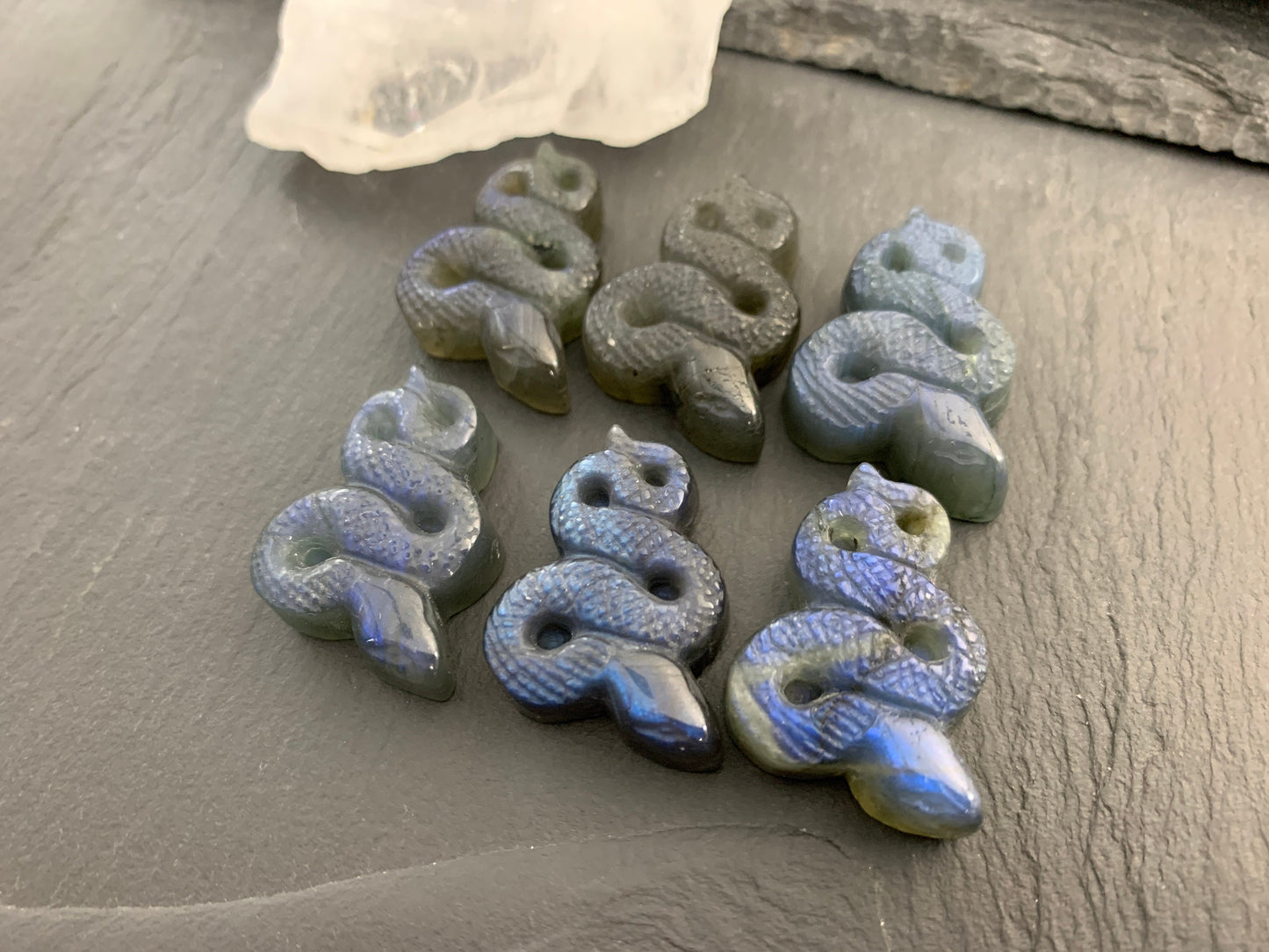 Labradorite snake cabochon - Snake carving