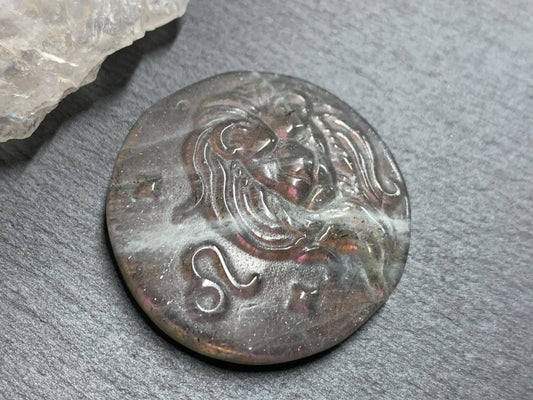 Purple Labradorite Zodiac signs Leo - Zodiac constellations carving