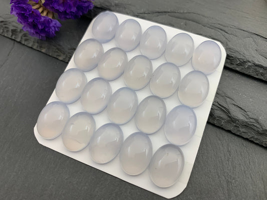 Blue Chalcedony oval 12x16mm cabochon - Calibrated cabochons