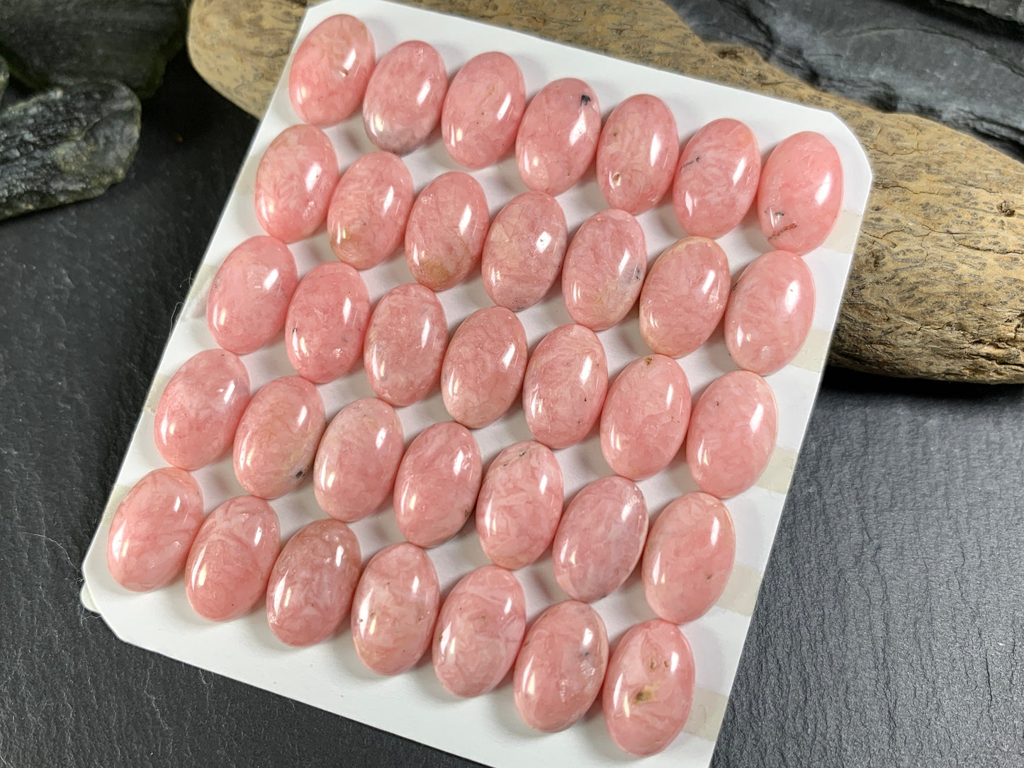 Rhodochrosite oval 8x12mm cabochons - Calibrated cabochons