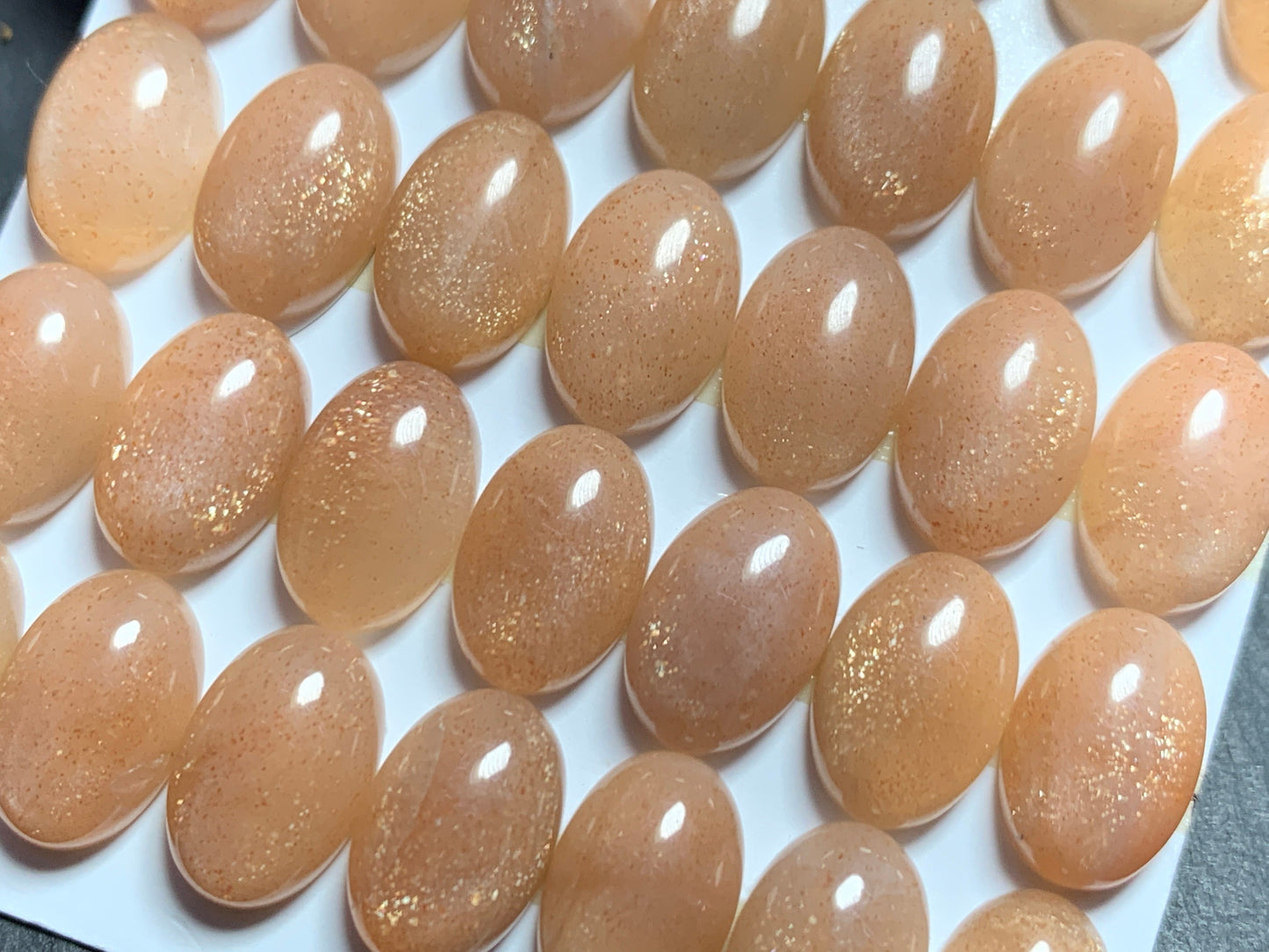 Goldsand Sunstone oval 8x12mm cabochon- Calibrated cabochons