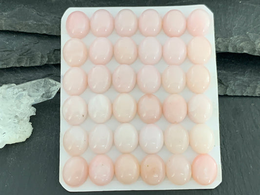 Pink Opal oval 10x12mm cabochon - Calibrated cabochons/ light pink