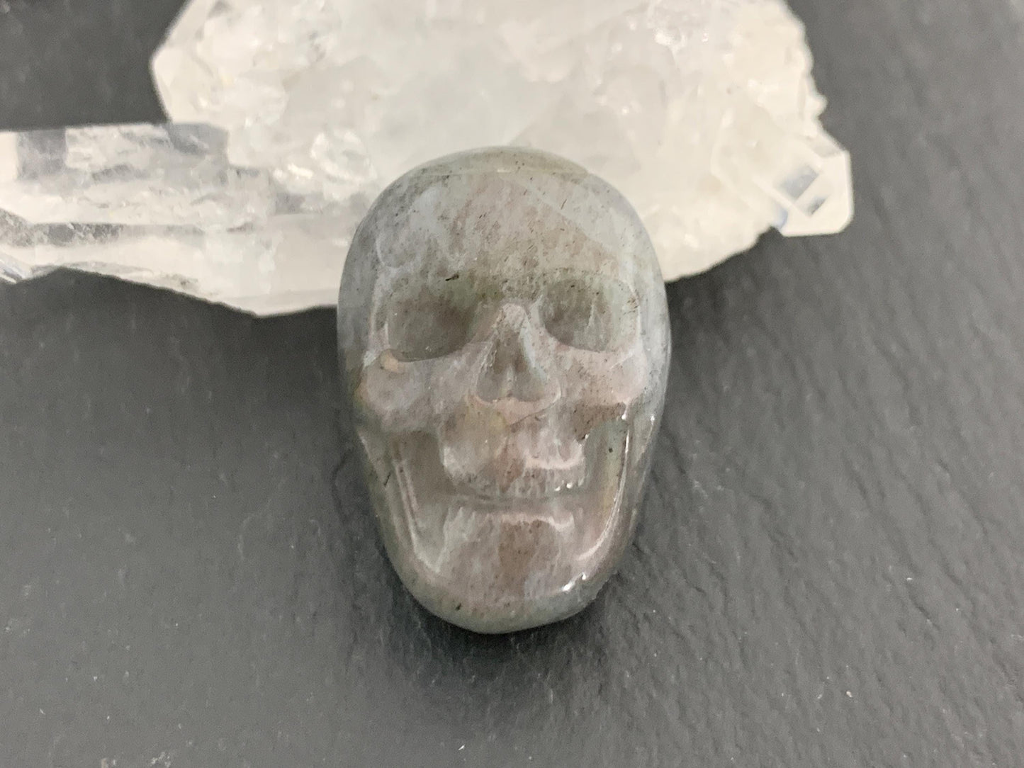 Labradorite Skull Cabochon 15x21mm, Labradorite Skull, Natural Gemstone, Halloween Jewelry, Handcrafted Accessory
