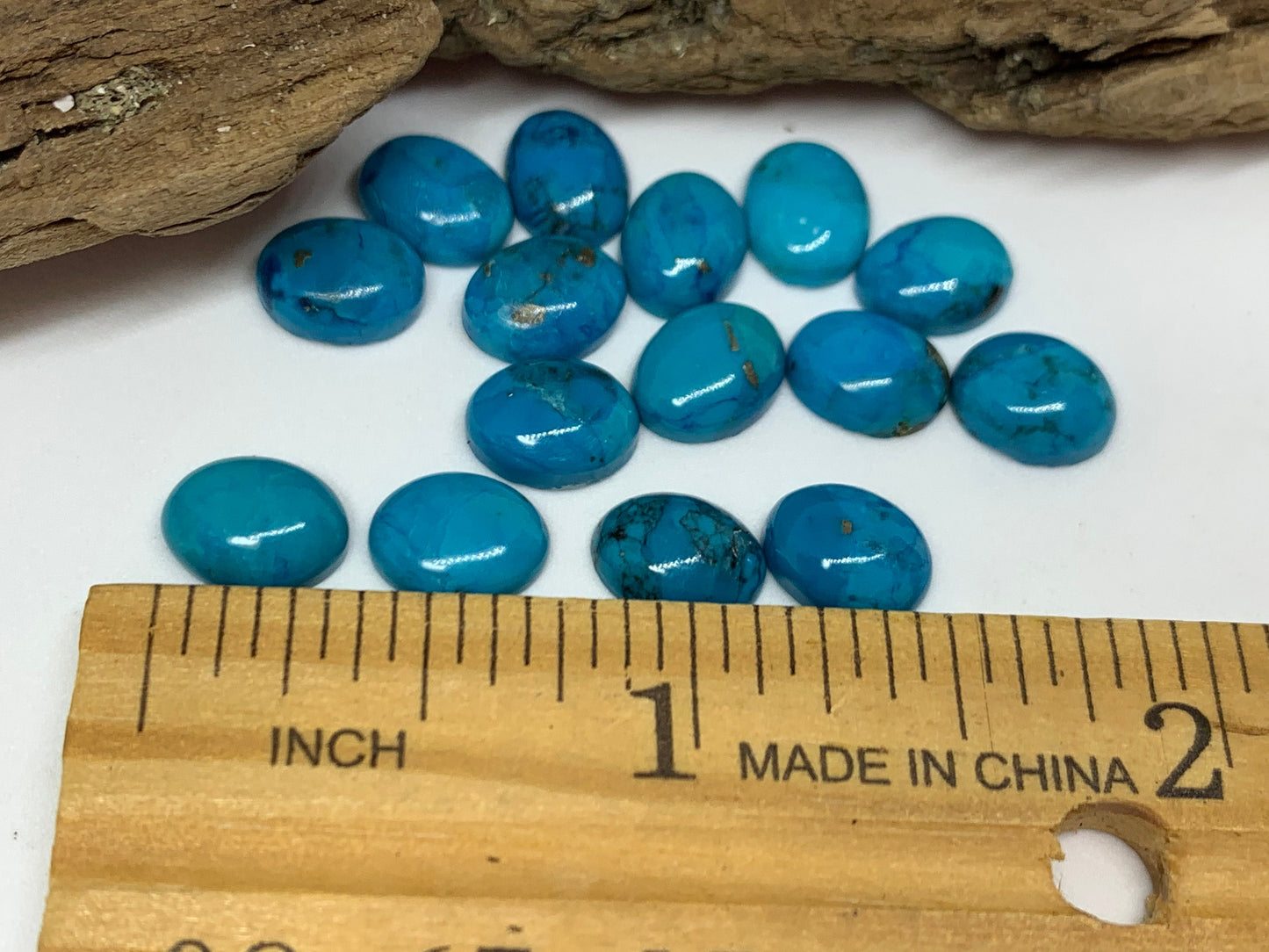 Turquoise cabochon 7x9mm - Calibrated cabochons