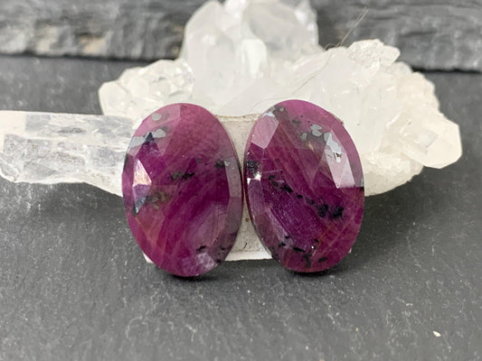 Faceted Ruby pair 10x15x3mm cabochon