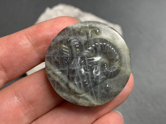 Aries Purple Labradorite Zodiac Signs - Zodiac Constellations Carving