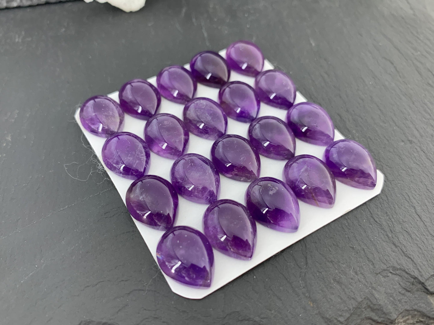 Amethyst pear 12x16mm cabochon - Calibrated cabochons