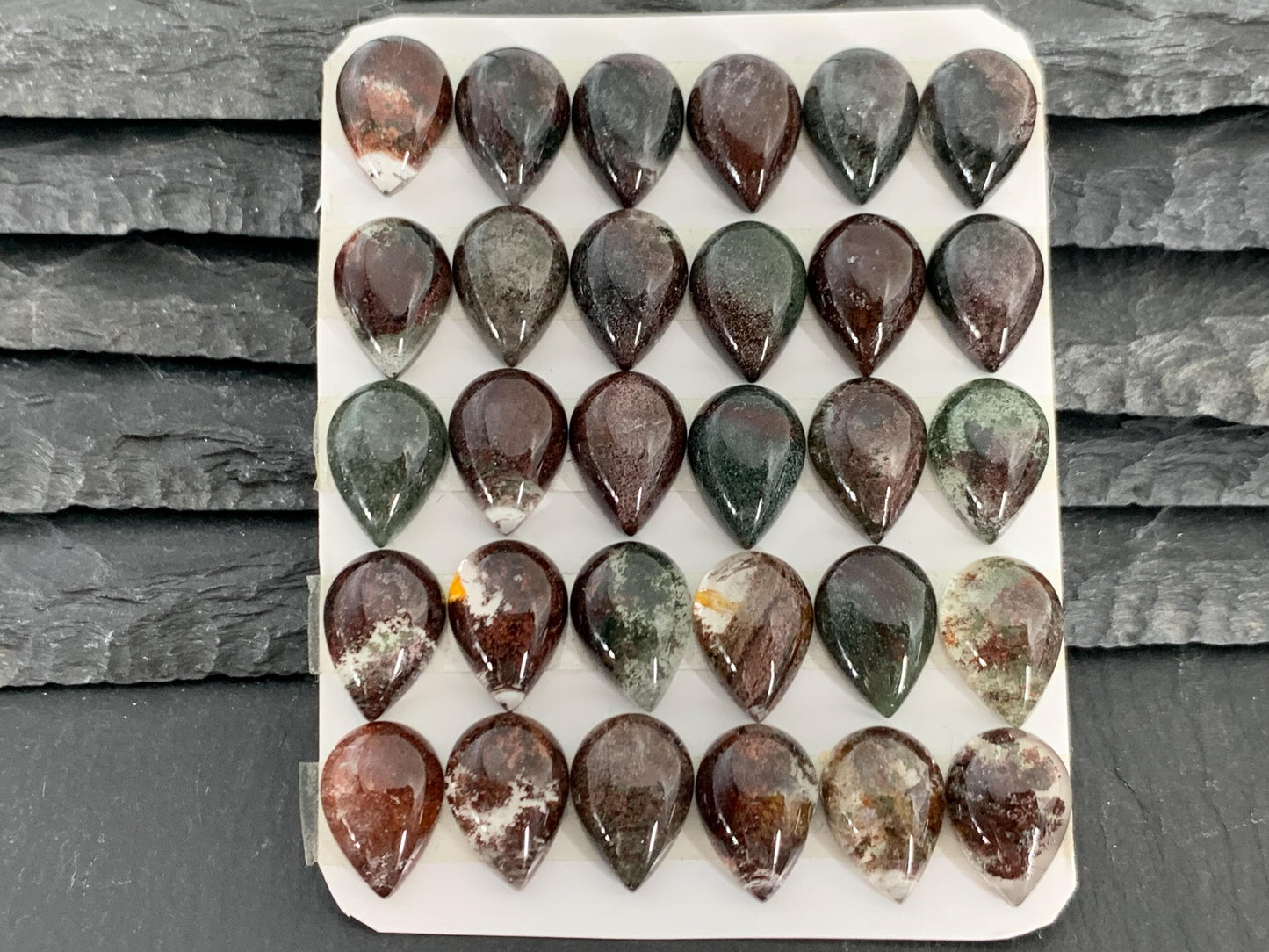 Green Phantom Crystal pear 10x14mm cabochon - Calibrated cabochons