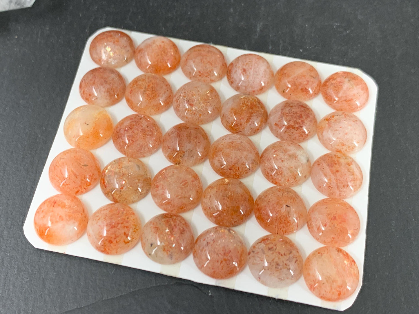 Sunstone round 12mm cabochon - Calibrated cabochons