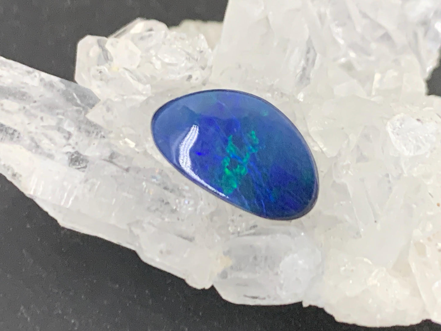 Australian Opal Doublet 7x11x4mm cabochon