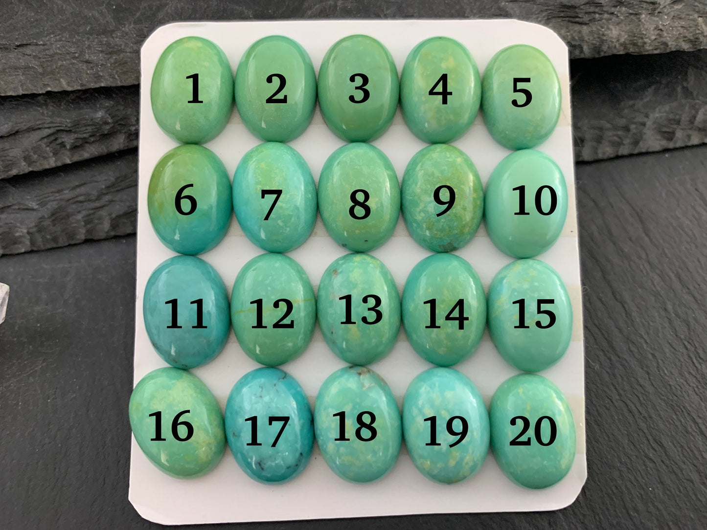Nevada Turquoise oval 12x16mm cabochon