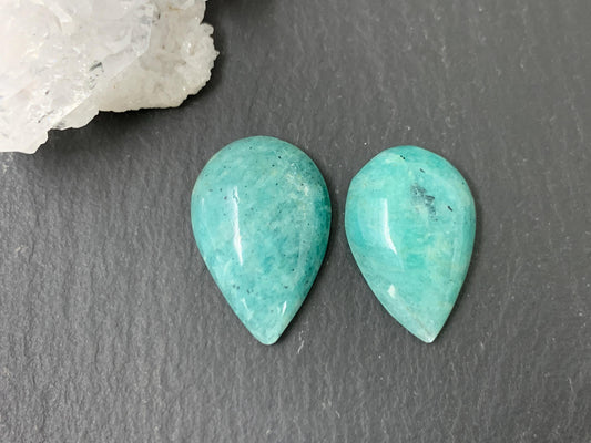 Amazonite pear cabochon (Madagascar)