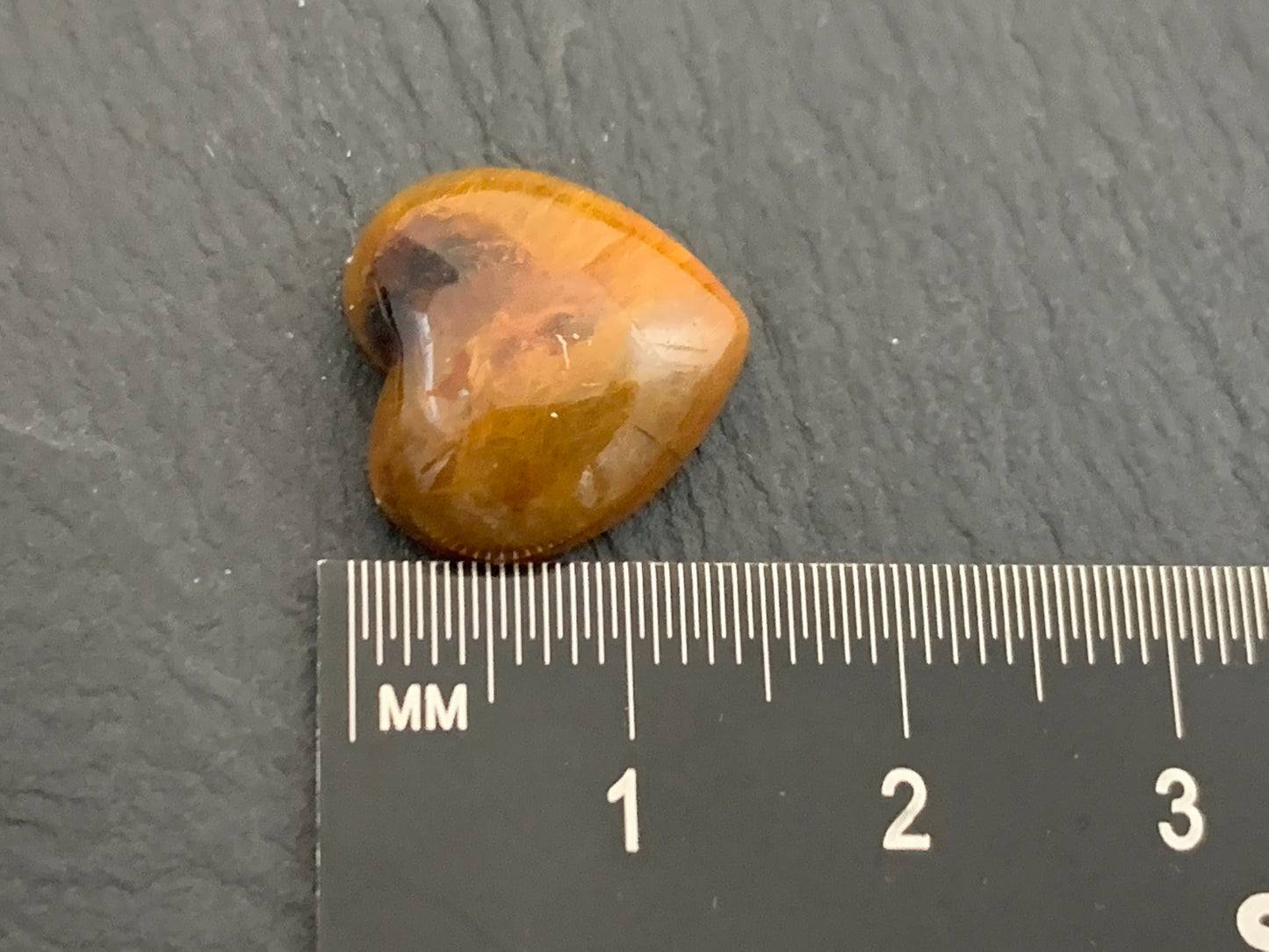 Rutilated Quartz heart 15mm cabochon - Calibrated cabochons