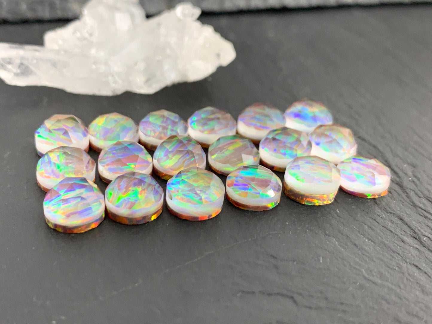 Faceted Aurora Opal round 8mm cabochon - Doublet cabochons