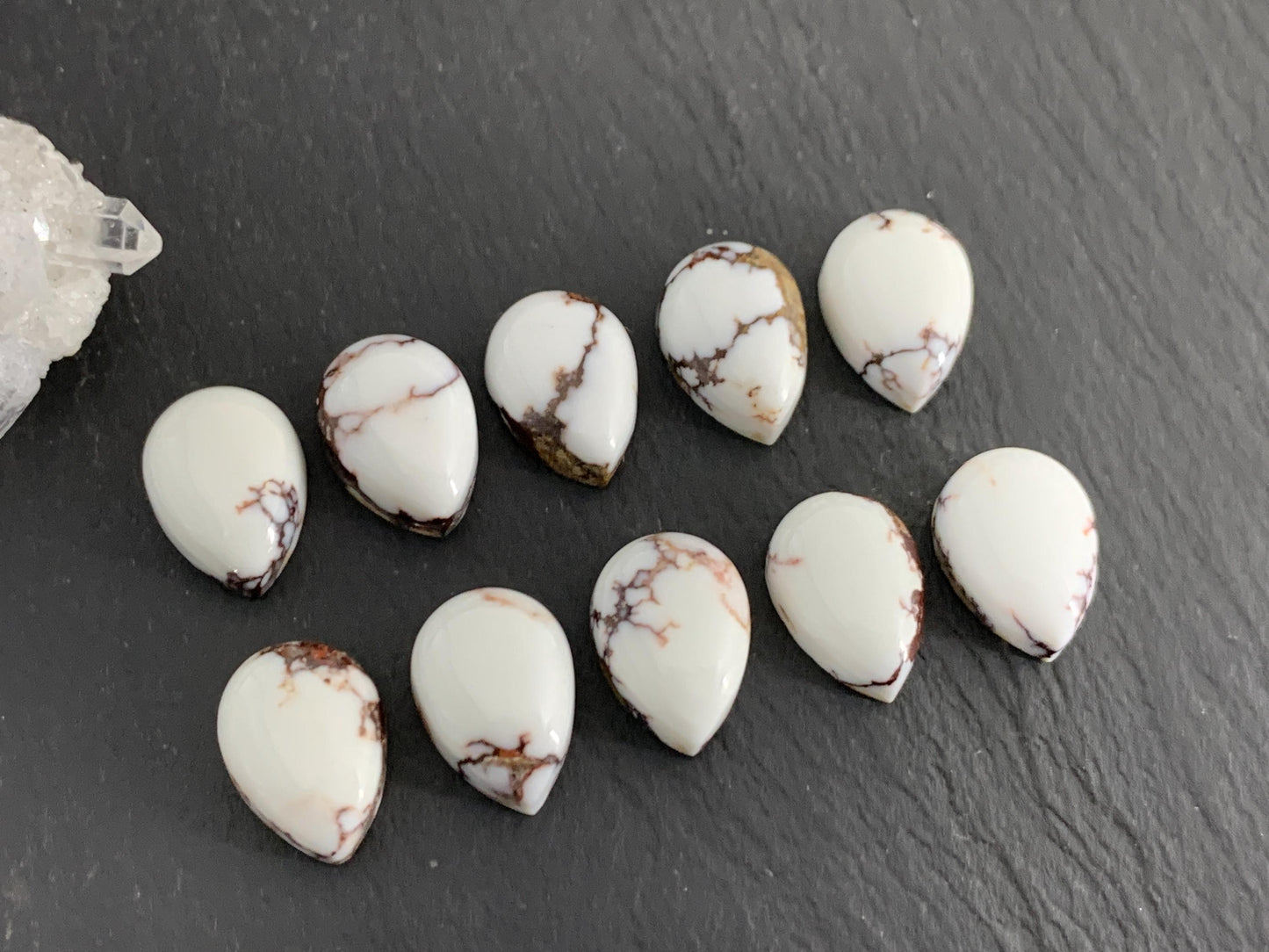 Wild Horse Jasper pear 10x14mm cabochon