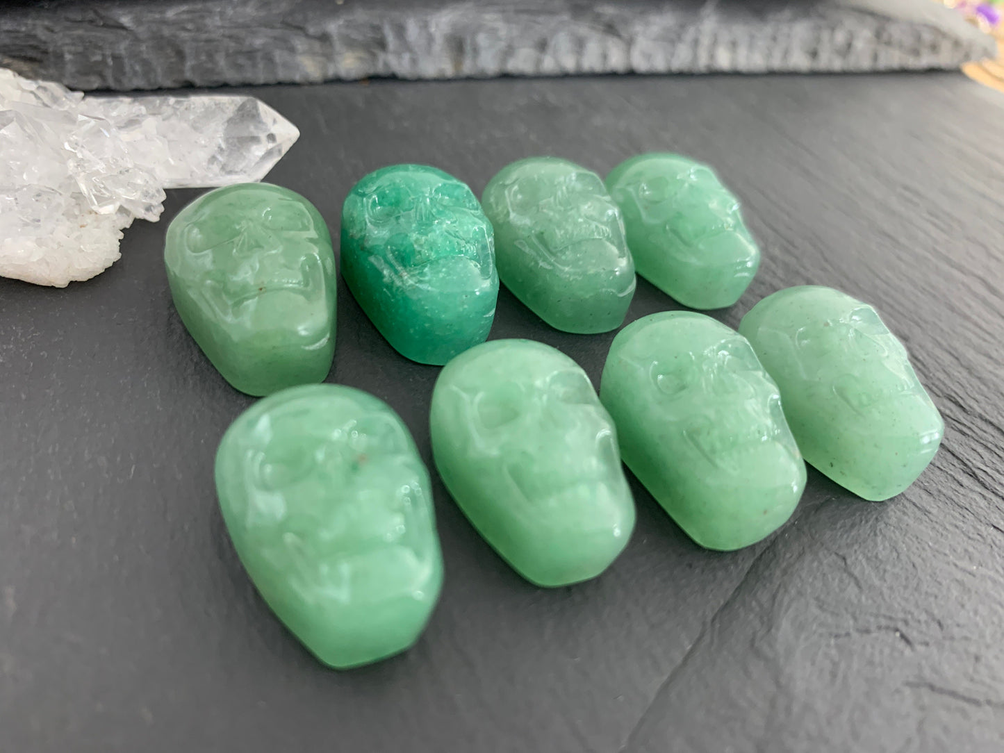 Green Aventurine skull 15x22mm cabochon