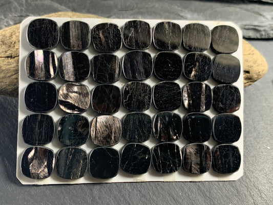 Flat Hypersthene square cushion 10mm cabochon - Calibrated cabochons