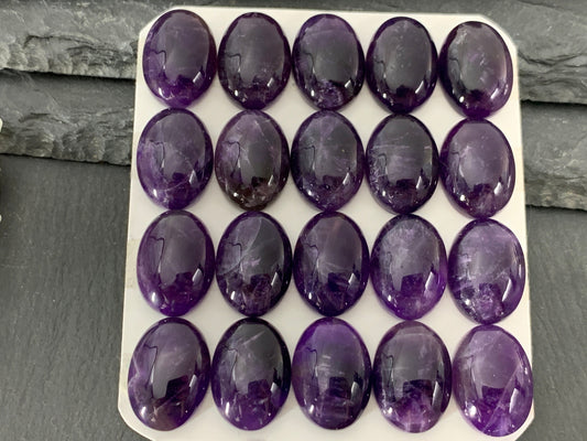 Amethyst oval 13x18mm cabochon - Calibrated cabochons