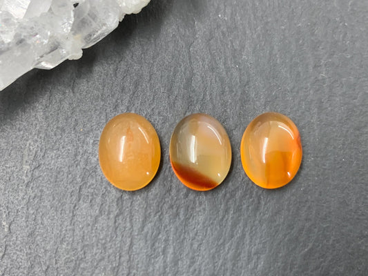 Carnelian oval 8x10mm cabochon - Calibrated cabochons *