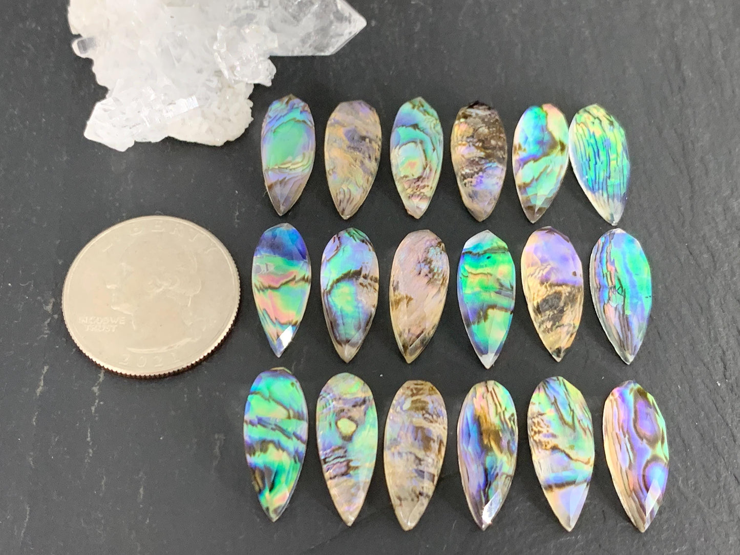 Faceted Abalone Crystal pear 8x20mm cabochon - Doublet cabochons
