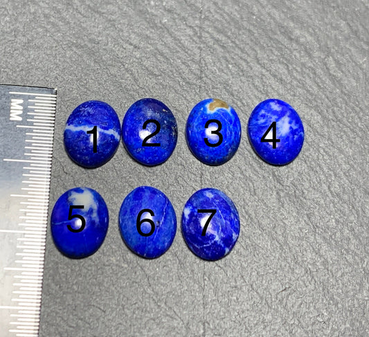 Lapis Lazuli  oval 8x10mm cabochon - Calibrated cabochons