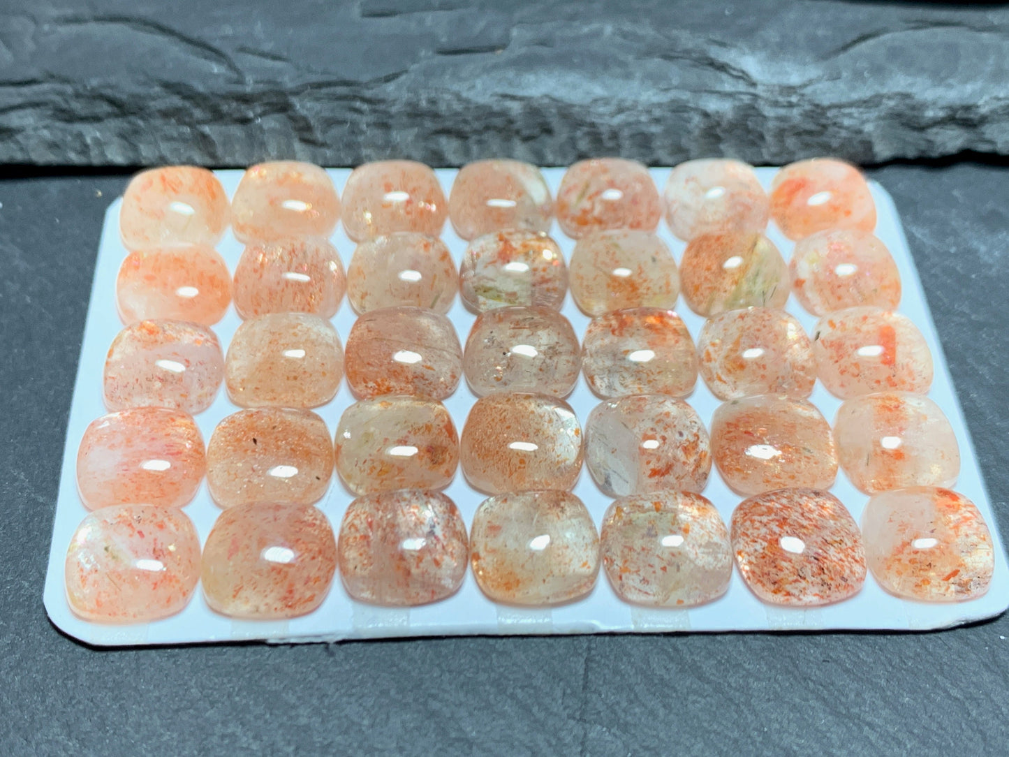 Sunstone square cushion 10mm Cabochon - Calibrated cabochons