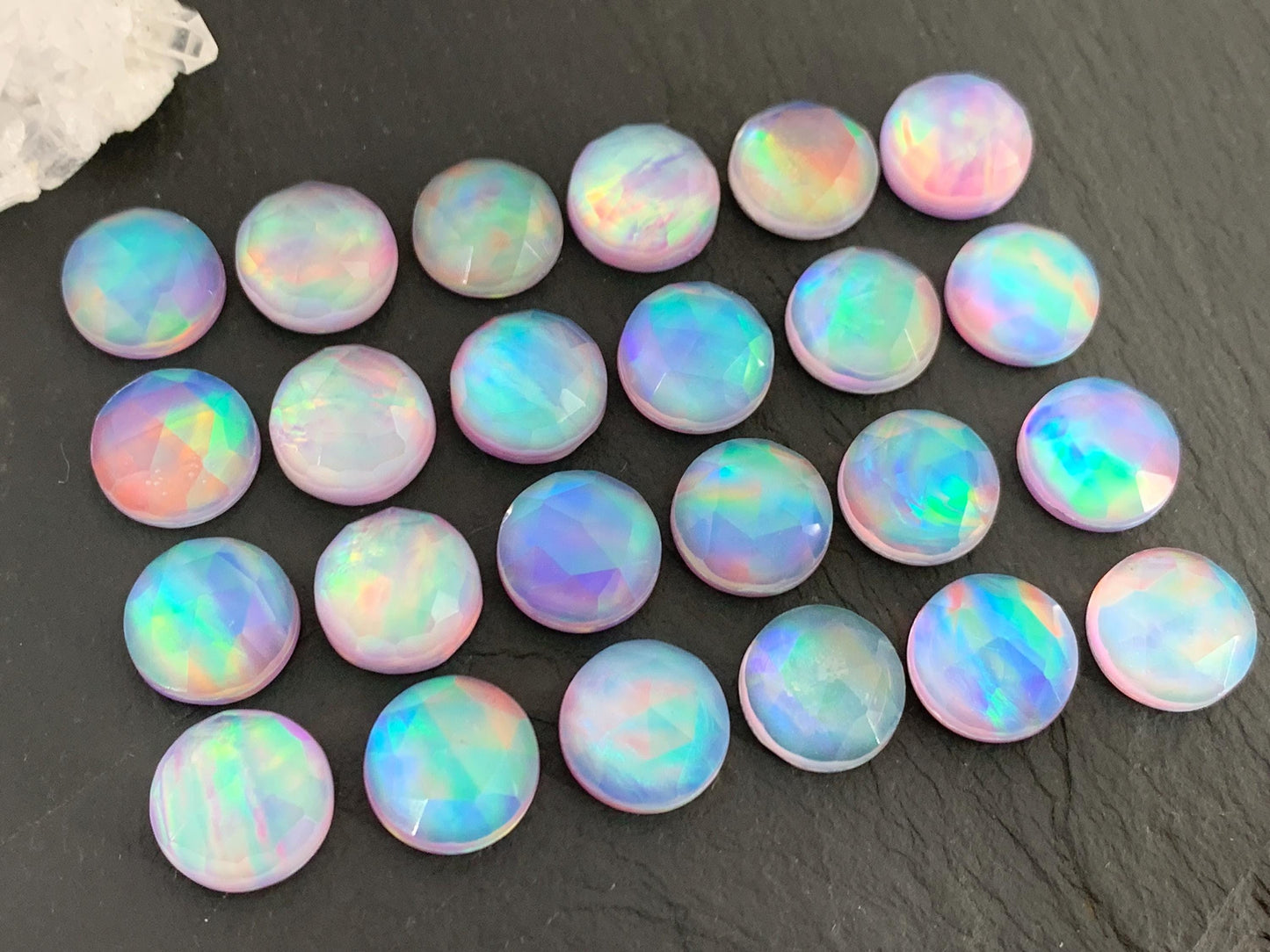 Faceted Aurora Opal round 12mm cabochon - Doublet cabochons