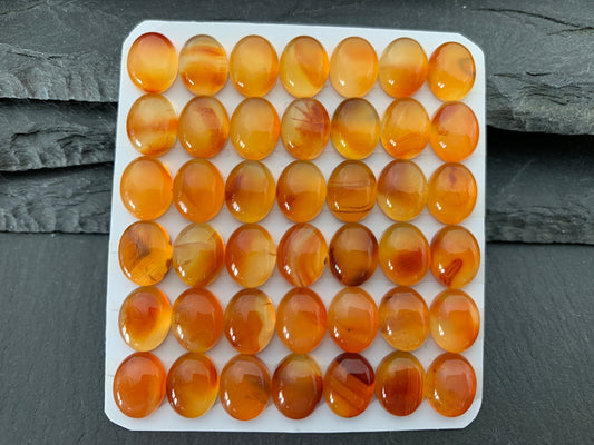 Carnelian oval 8x10mm cabochon - Calibrated cabochons