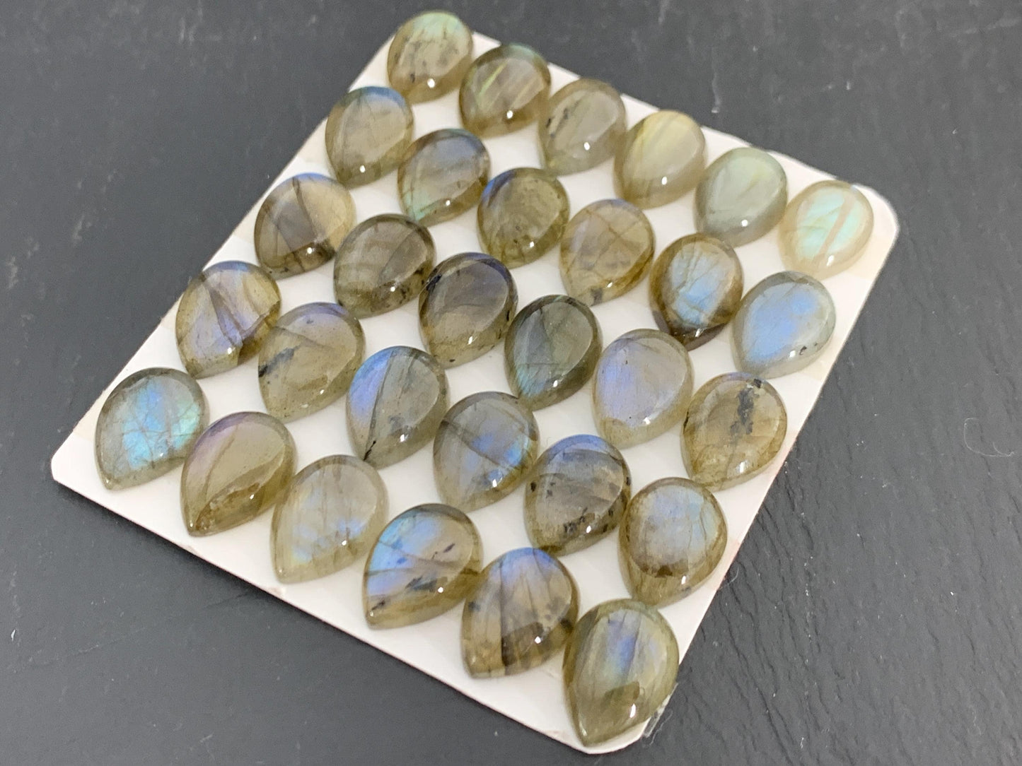 Labradorite pear 10x14mm Cabochon - Calibrated Cabochons