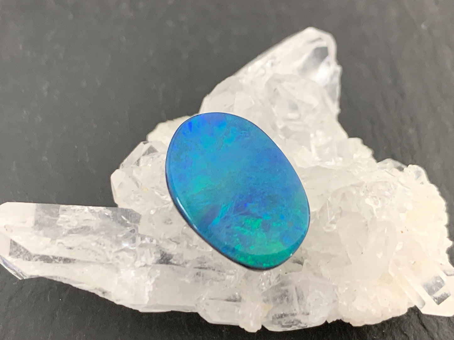 Australian Opal doublet 11x15x4mm cabochon