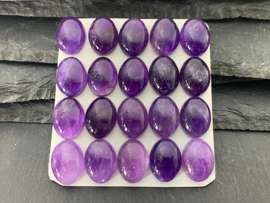 Amethyst oval 12x16mm cabochon - Calibrated cabochons