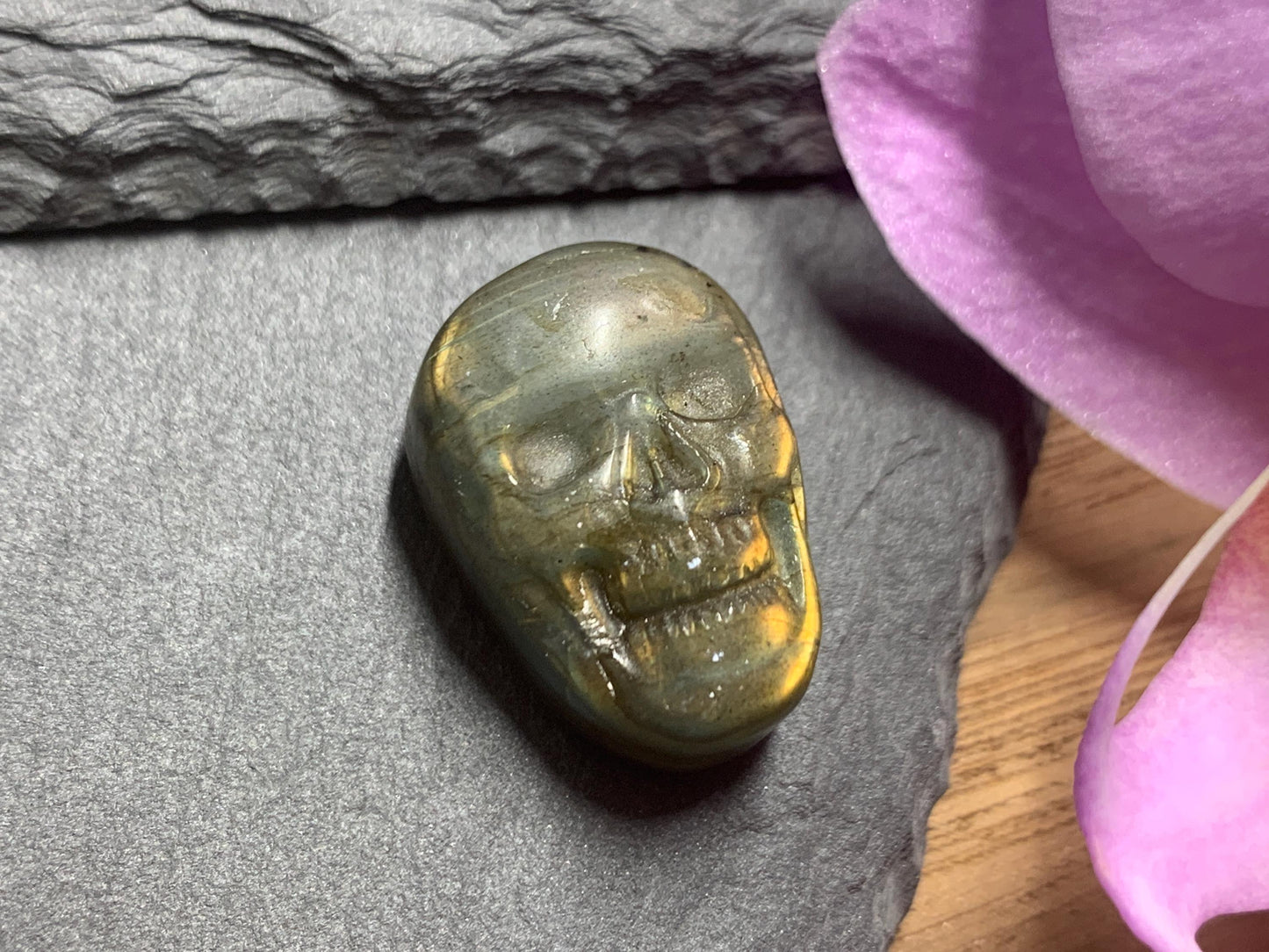Labradorite Skull Carving, Rainbow Flash Crystal Skull Decor Gift
