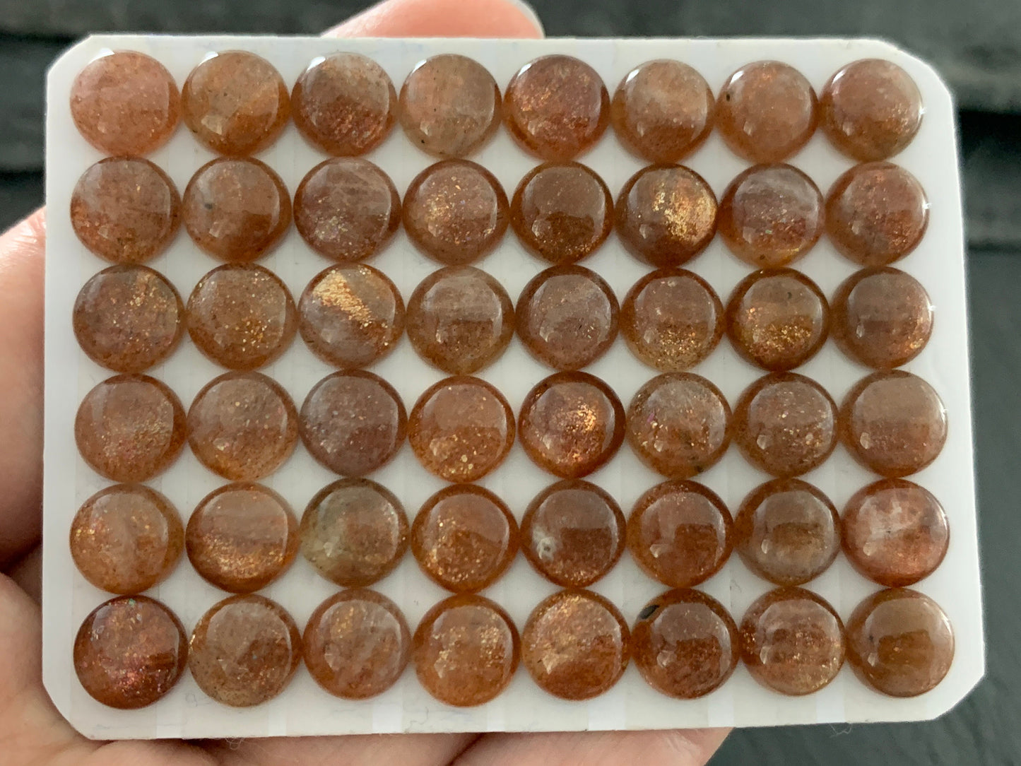Sunstone round 8mm cabochon - Calibrated cabochons