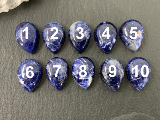 Sodalite pear 10x14mm cabochon