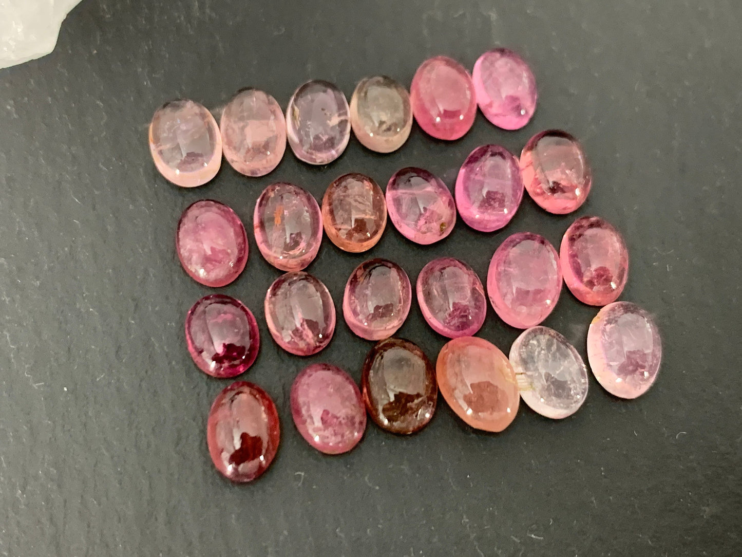 Tourmaline oval 5x7mm cabochon