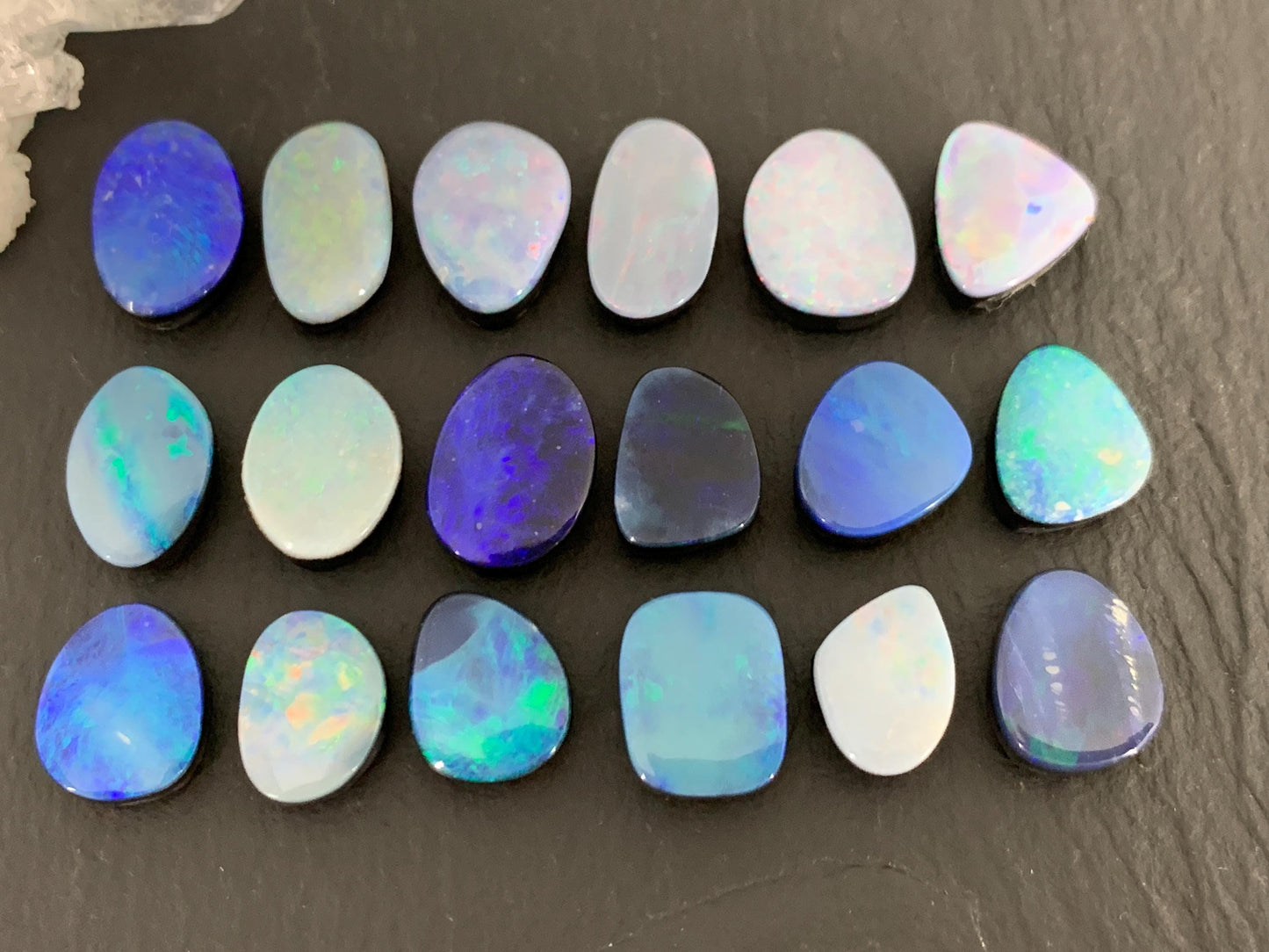 Australian Opal doublet 9-13mm cabochon