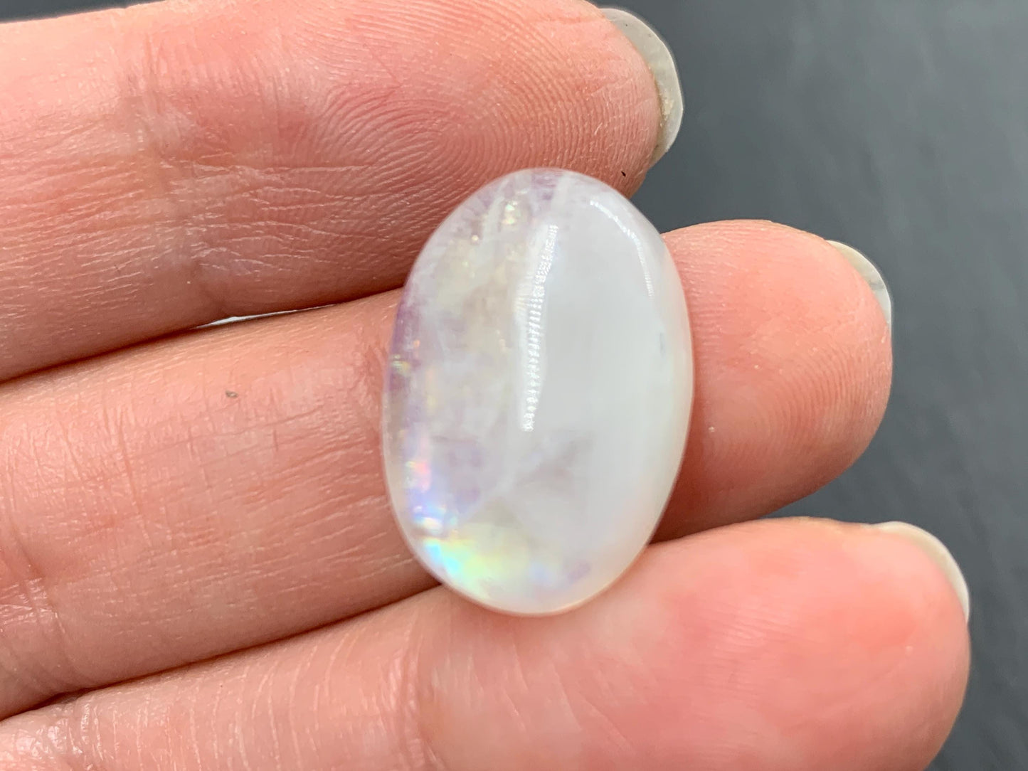 Rainbow Moonstone oval 19x13x7mm cabochon