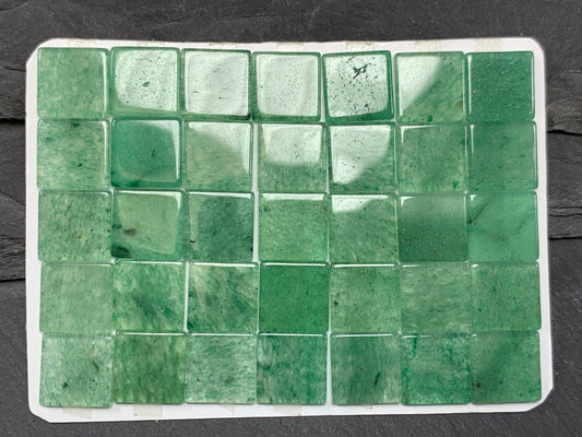 Flat Green Aventurine square 10mm cabochon