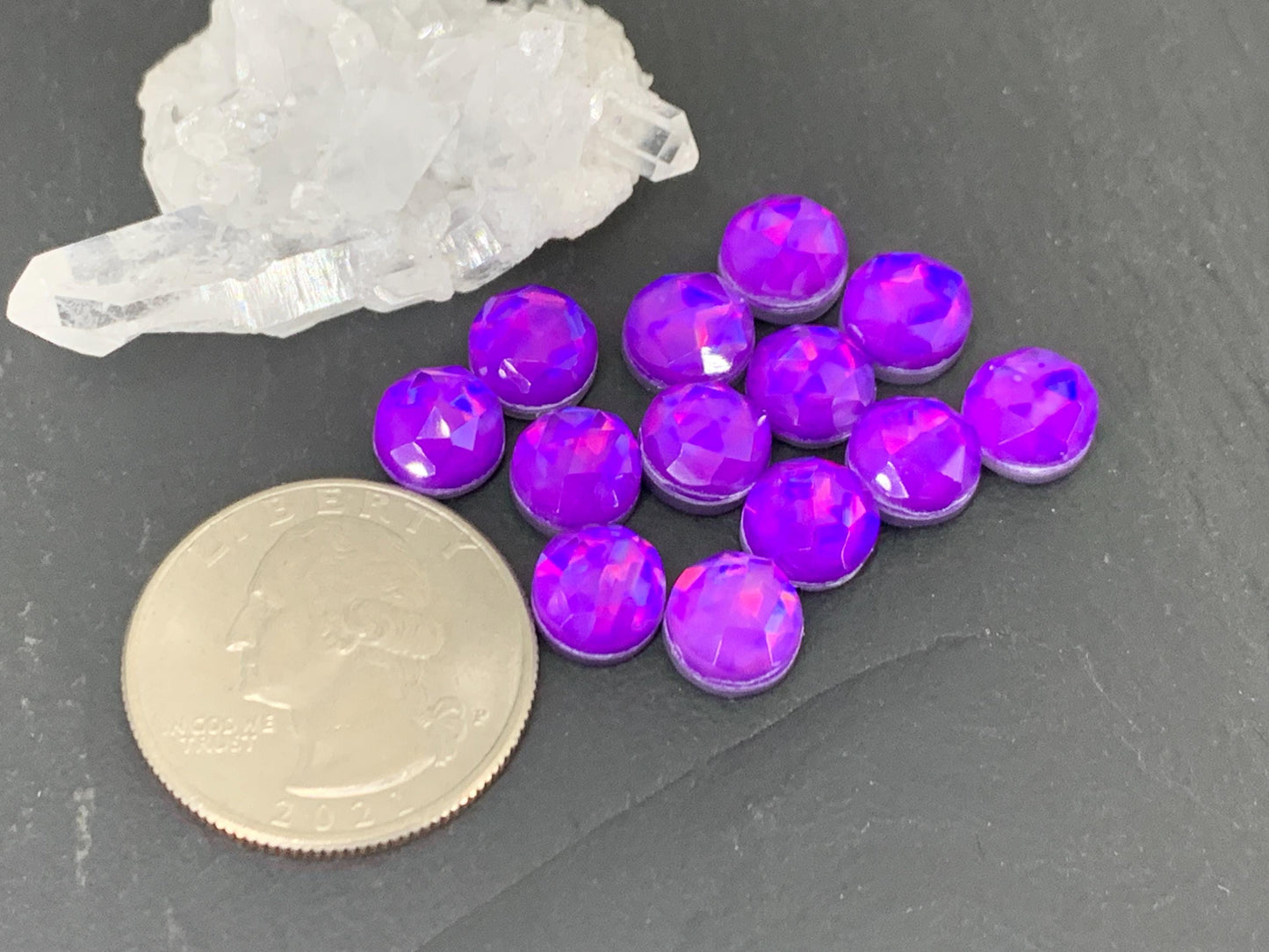 Faceted Purple Mystic Quartz round 8mm cabochons - Doublet cabochons