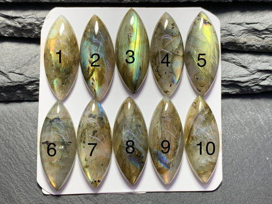 Labradorite marquise 12x30mm cabochon - Calibrated cabochons