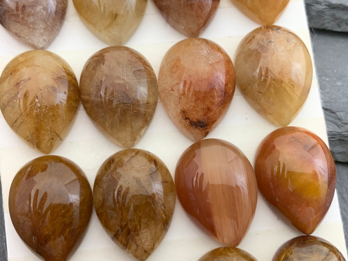 Rutilated Quartz pear 15x20mm cabochon - Calibrated cabochons