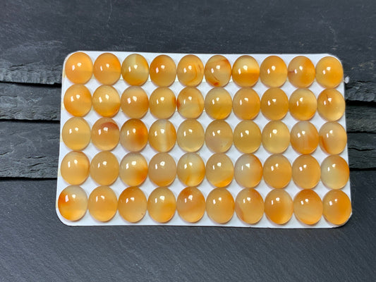 Carnelian oval 10x12mm cabochon - Calibrated cabochons